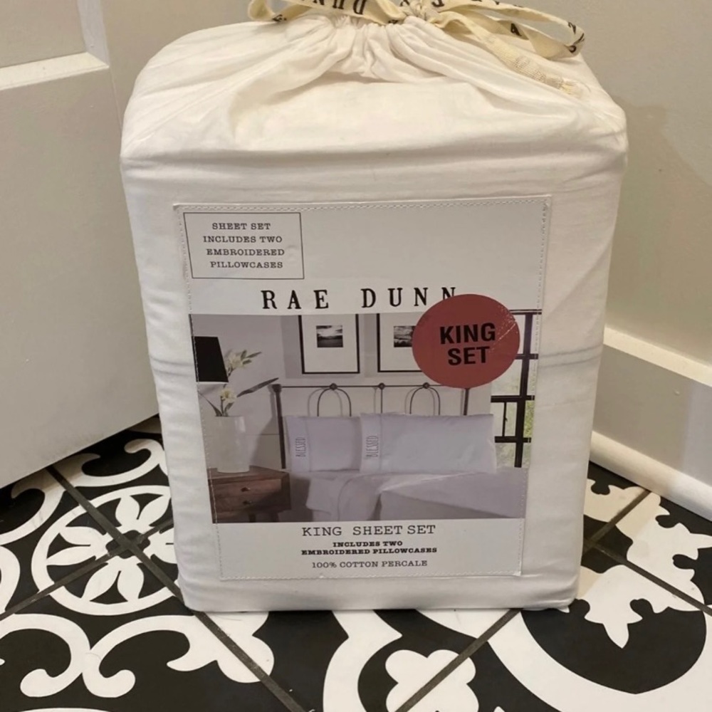 Rae Dunn Sheet Set